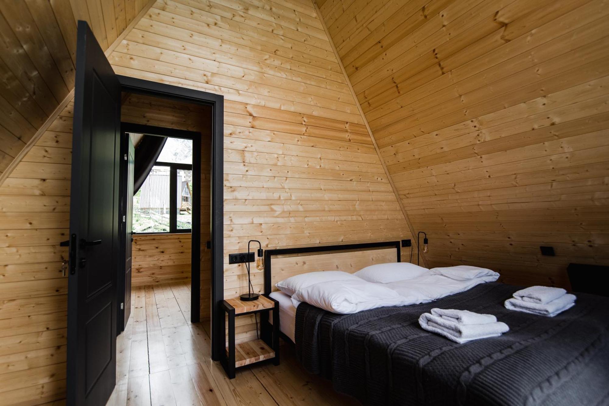 Kazbegi Hills Cottages Экстерьер фото